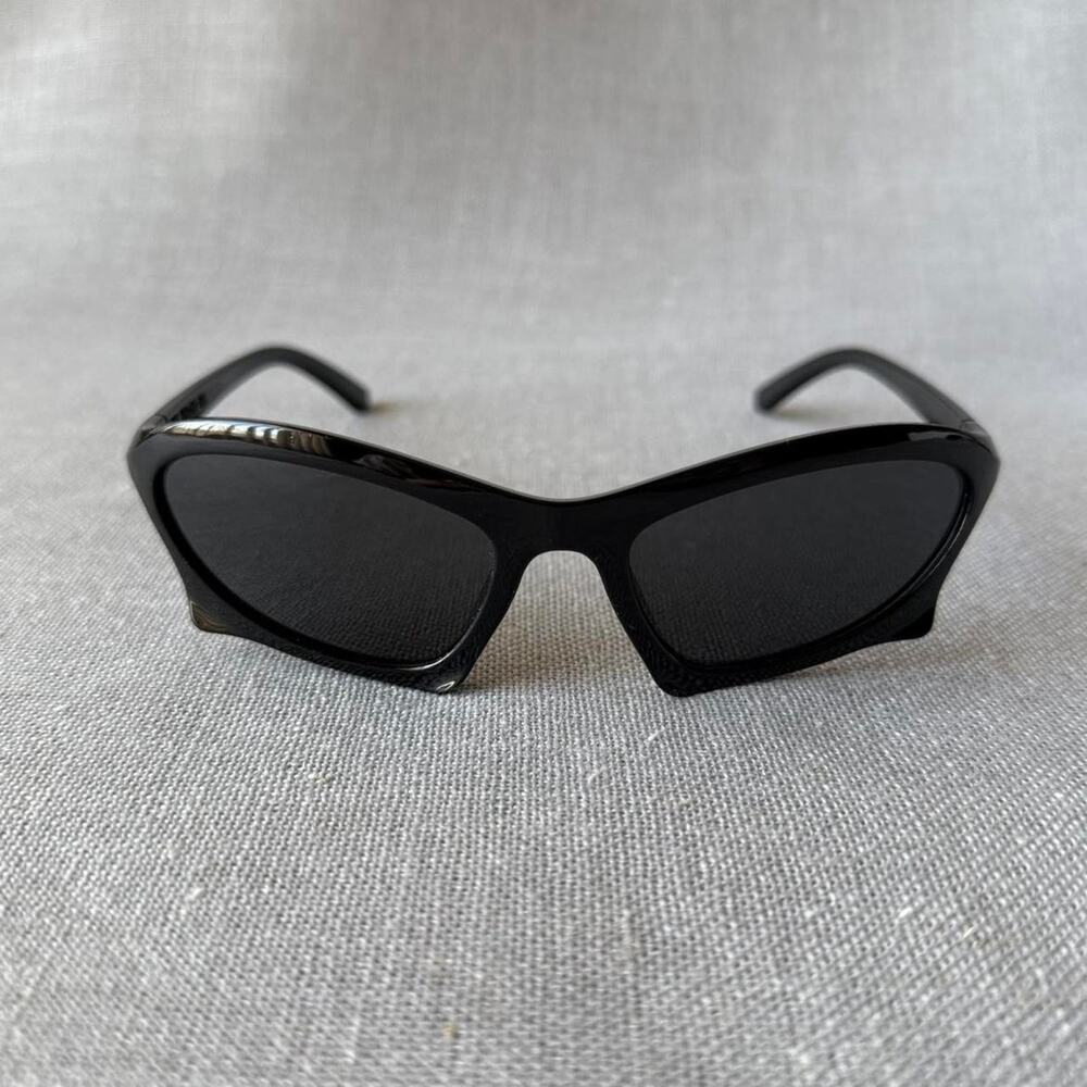 BLACK Sporty racer oak vintage style WMNS2